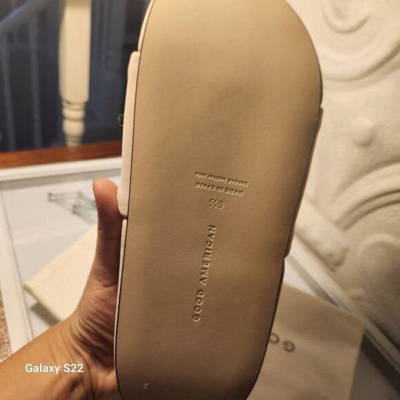 Good American Cream Platform Slides. NIB. Size 6.5 - Picture 9 of 11